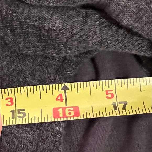 Monoreno Top with lace - Picture 5 of 7